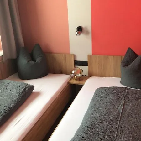 Luisalle Apartament *